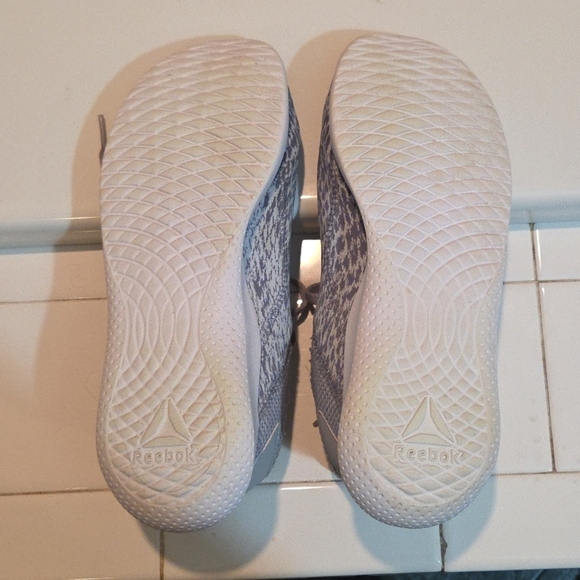 Reebok Women's Ardara 2.0 Walking Shoe Gray White Size 8 - Picture 7 of 8